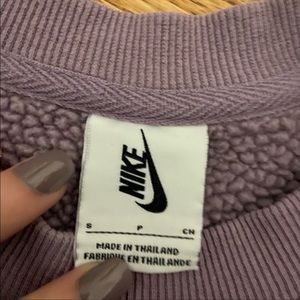 Never worn asking 100$